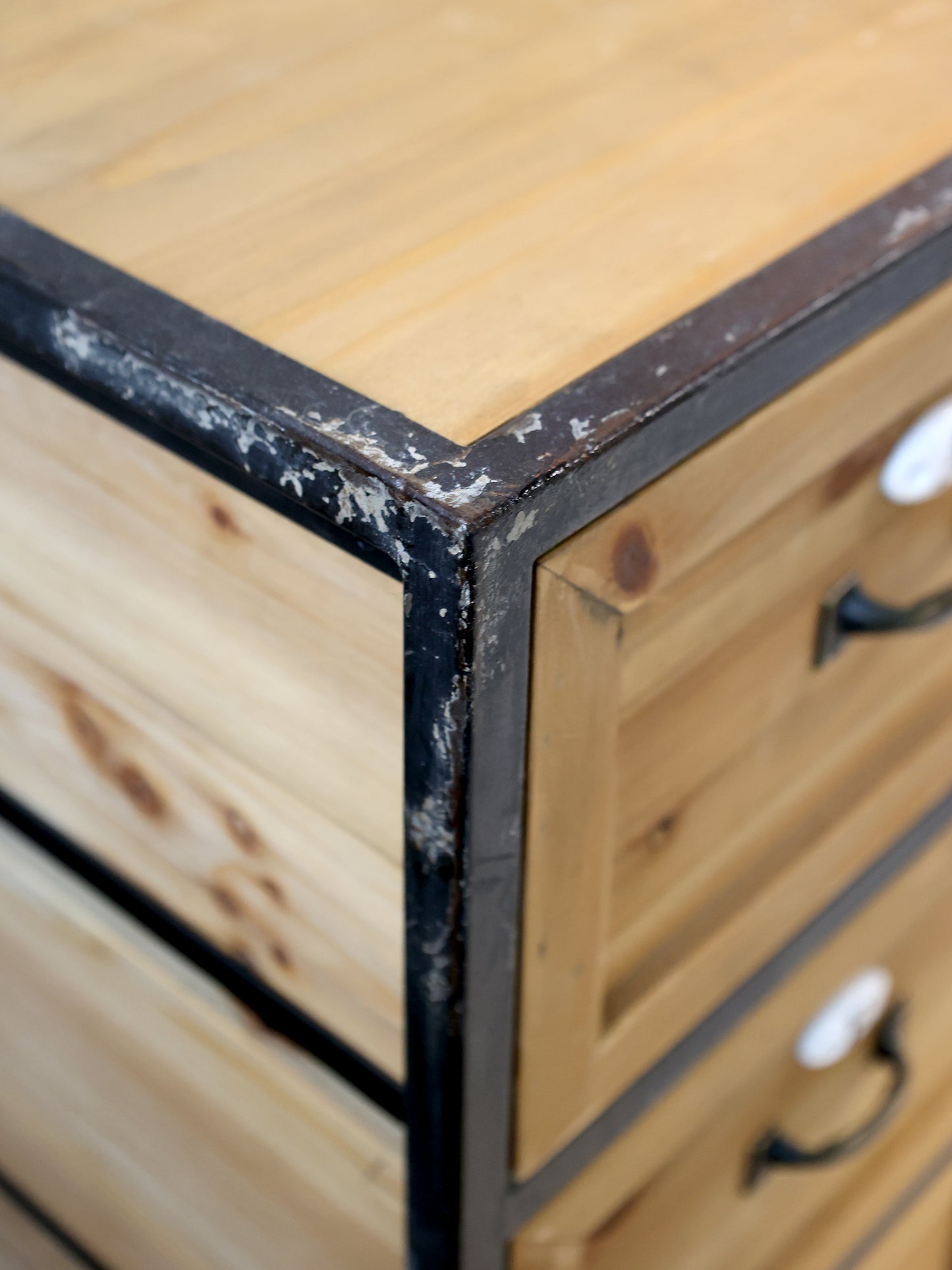 Tanskalainen laatikkosenkki , Chic Antique, Malli myynnissä!